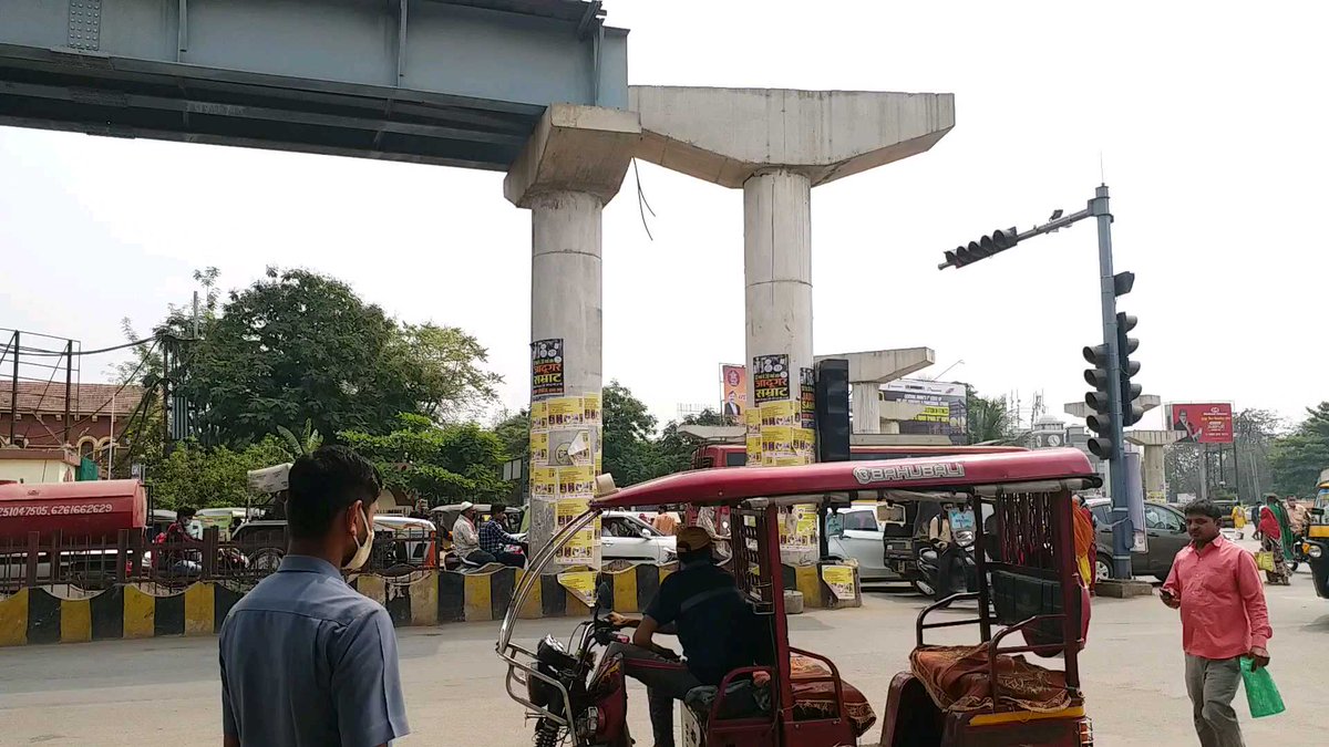 Kochi Vs Raipur, Pictures speak 2015 vs 2022, #Raipur #footoverbridge #Chhattisgarh #PWD #cggovt #cgdevelopment #raipursmartcity #cmhouse #bhupeshbaghel @bhupeshbaghel @ChhattisgarhCMO