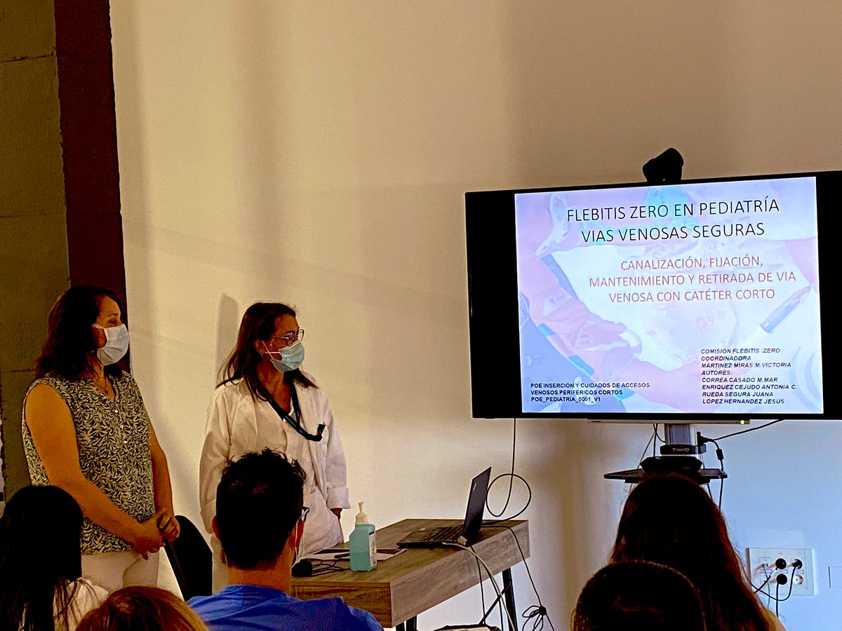 AnaCaroCabello2's tweet photo. Excelente exposición sobre la “Inserción y cuidados de accesos venosos cortos periféricos en pediatría”. Desde la Comisión de Seguridad trabajamos para ofrecer siempre @practicaseguras. La seguridad de nuestros pacientes es prioridad en @TorrecardenasHU https://t.co/0OGL7HEvZk