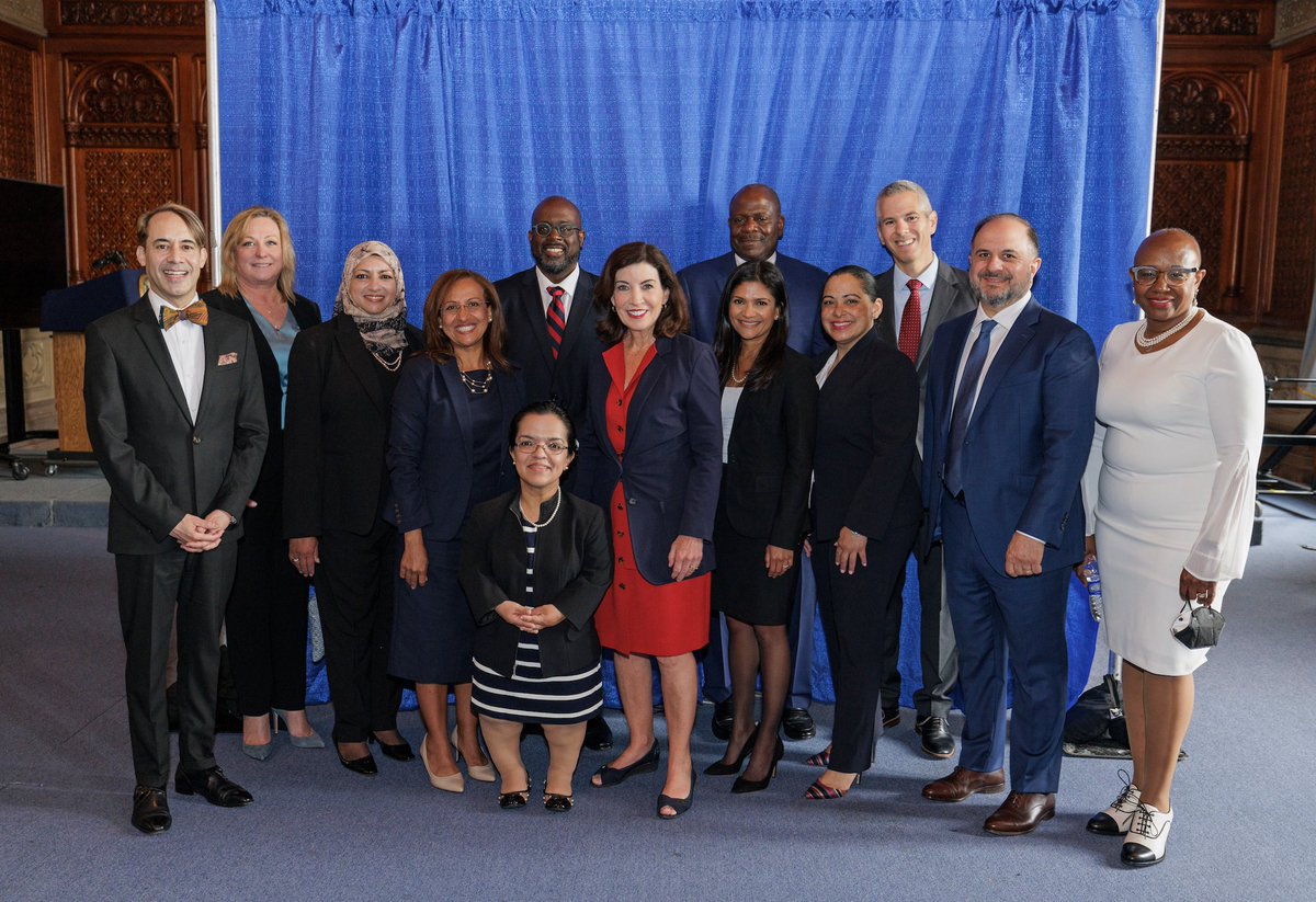 Governor Kathy Hochul tweet media