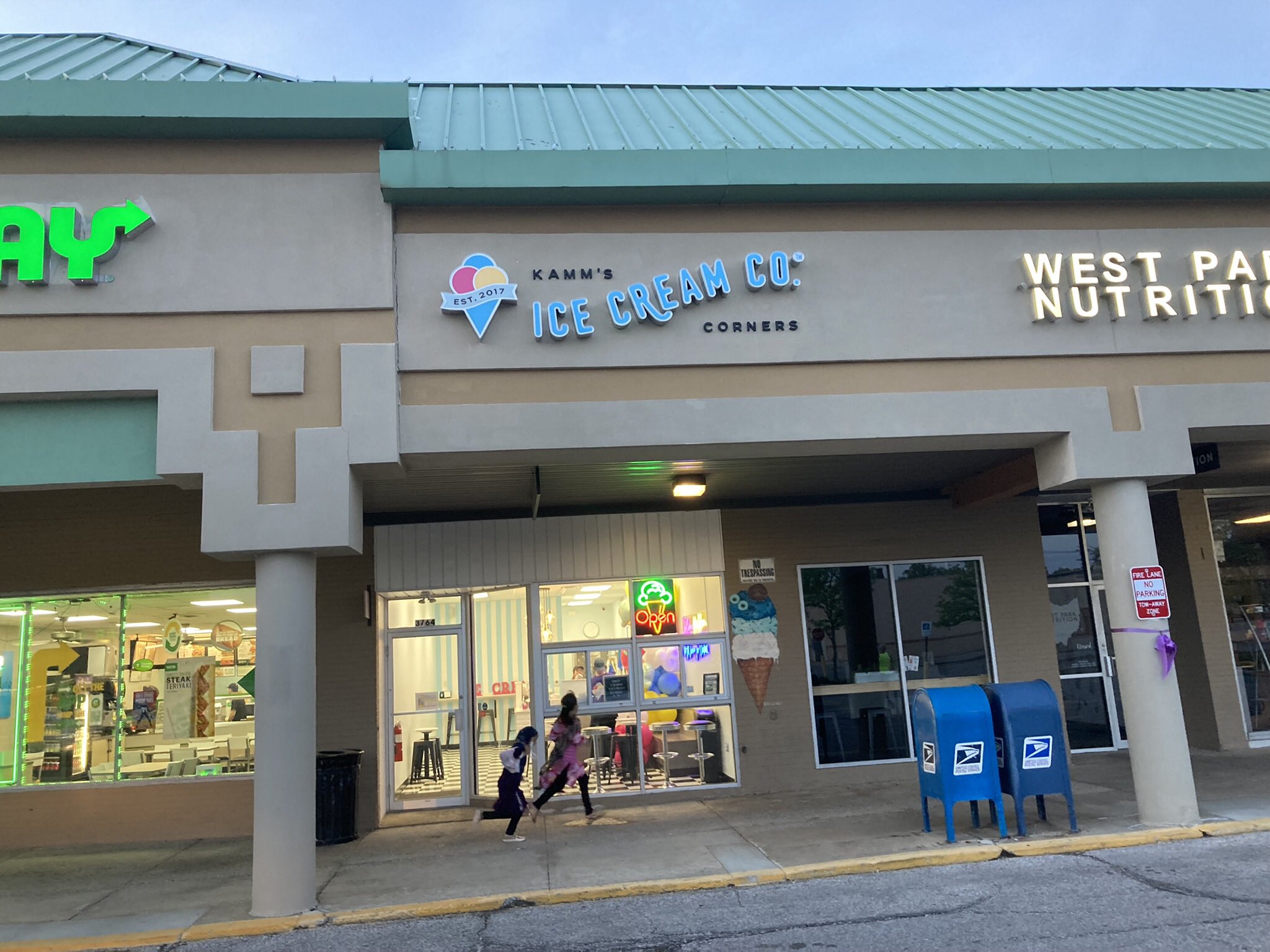 John Skrtic on Twitter "Kamm’s Ice Cream Company. 3764 Rocky River Dr