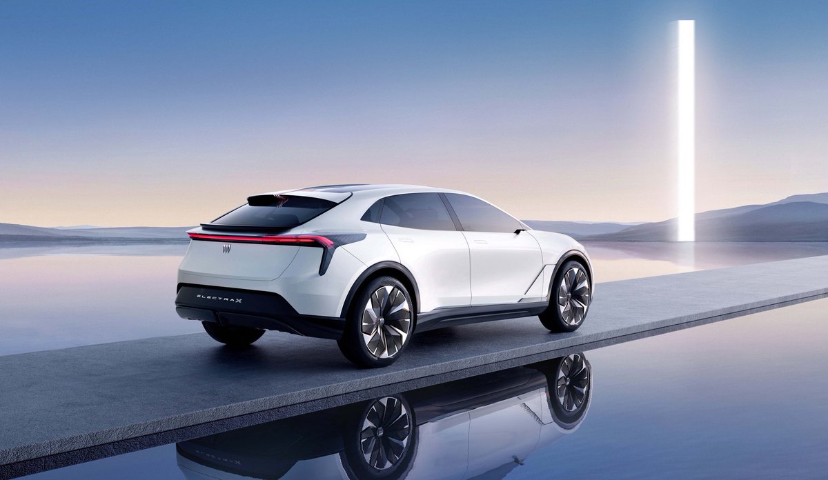 cole_marzen's tweet photo. The Buick Electra-X Concept arrives with the automaker’s scalable BEV3 platform, a very sleek design, a 30-inch Freeform display that produces 6K resolution, 5G connectivity, as well as GM’s Super Cruise semi-autonomous driving system. #Buick #ElectraX #Electra #GM https://t.co/9i4WXpSBrT