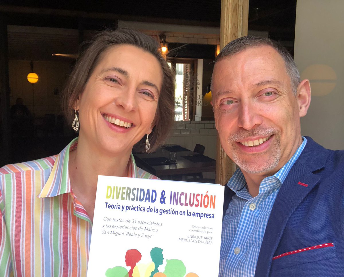 En la presentación del libro “Manual de Diversidad e Inclusión: Teoría y Práctica de la Gestión en la Empresa” con uno de mis autores favoritos…
<a href="/UxioMalvido/">Uxio Malvido</a>