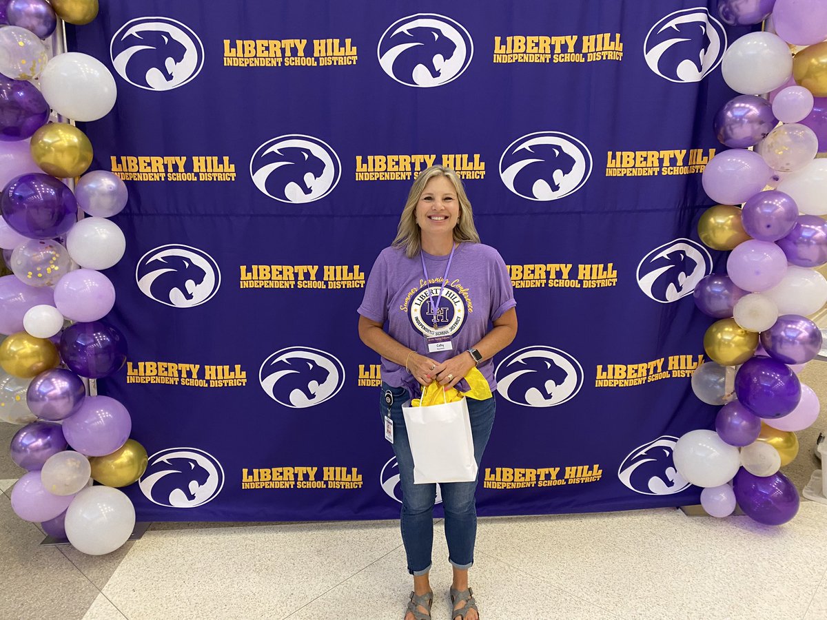 Congratulations to our first two prize winners!!! Great learning happening at the Summer Learning Conference #buildingchampions <a href="/lhisdcomms/">LHISD Communications</a>