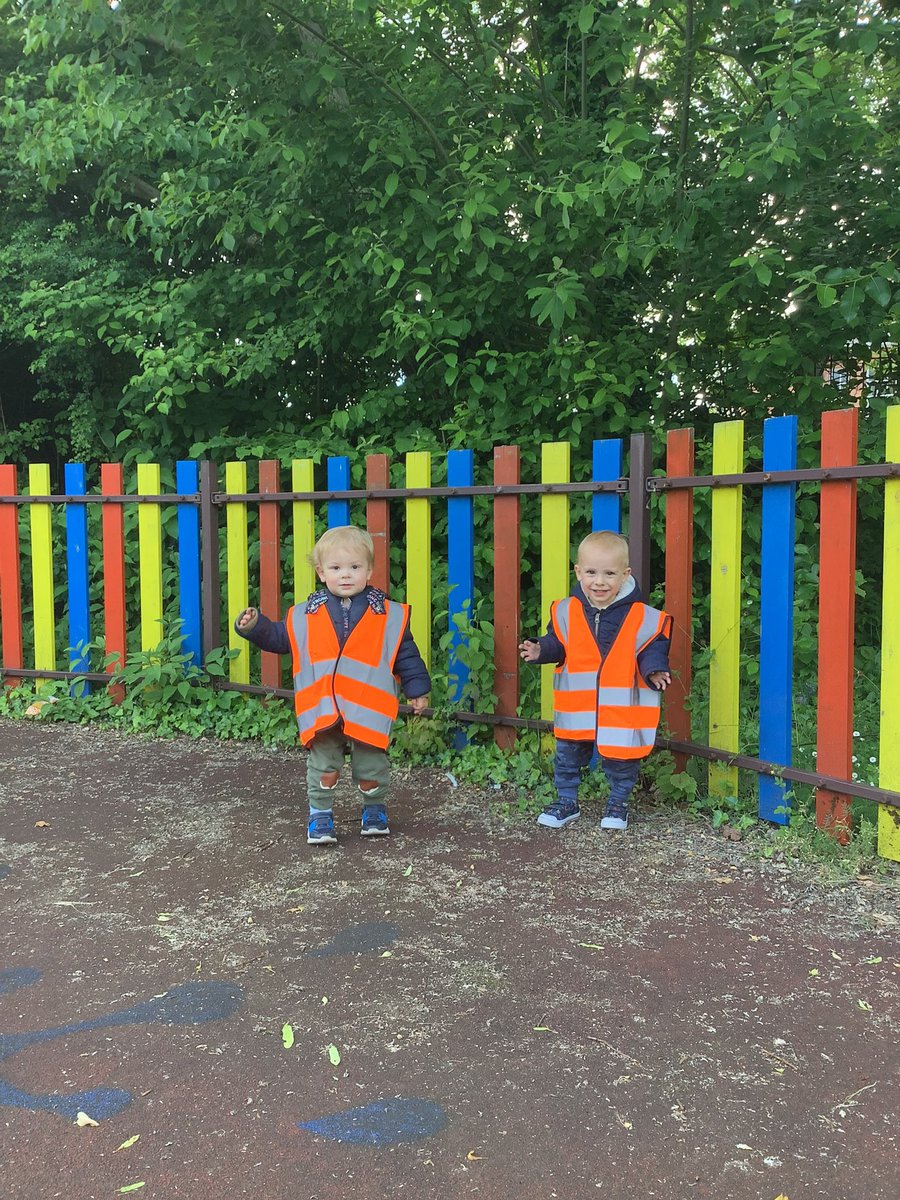 shiresnap's tweet photo. These babies enjoyed having running races shouting ready steady go! 🚥 https://t.co/LkbeK9bA89