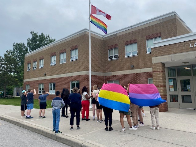 lakewilcoxps's tweet photo. The #Pride2022 flag is flying proudly @lakewilcoxps. Thank you to our #Inclusioneers for your help raising the flag and your support of the 2SLGBTQ+ community! https://t.co/7hDqbUtBUZ