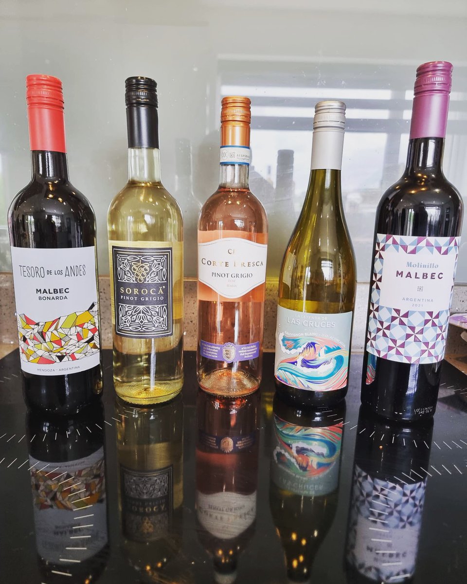 BonCruWines's tweet photo. What’s your Bank Holiday 
Weekend line up? We’ve got some old favourites and a
couple of new arrivals to enjoy!
.
#wine #wineweekends 
#winegarden #jubileewine #jubileewines #welovewine 
# #winelover #jubileeparty 
#jubileecelebration #platinumjubilee
#luxurywine #wineoclock https://t.co/ZfqgEKWdgp