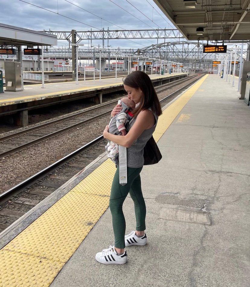 hartfordline's tweet photo. We are family! 👨👩👦 The only thing better than riding the train is sharing it with your loved ones.
Get started at https://t.co/vLHr69BSId 🚂
📸 Repost from @GlutenFreeFM on Instagram
#HartfordLine #CTrail #RailTravel #CTvibe #StateImIn #CT #HartfordHasIt https://t.co/9c08MKZg09