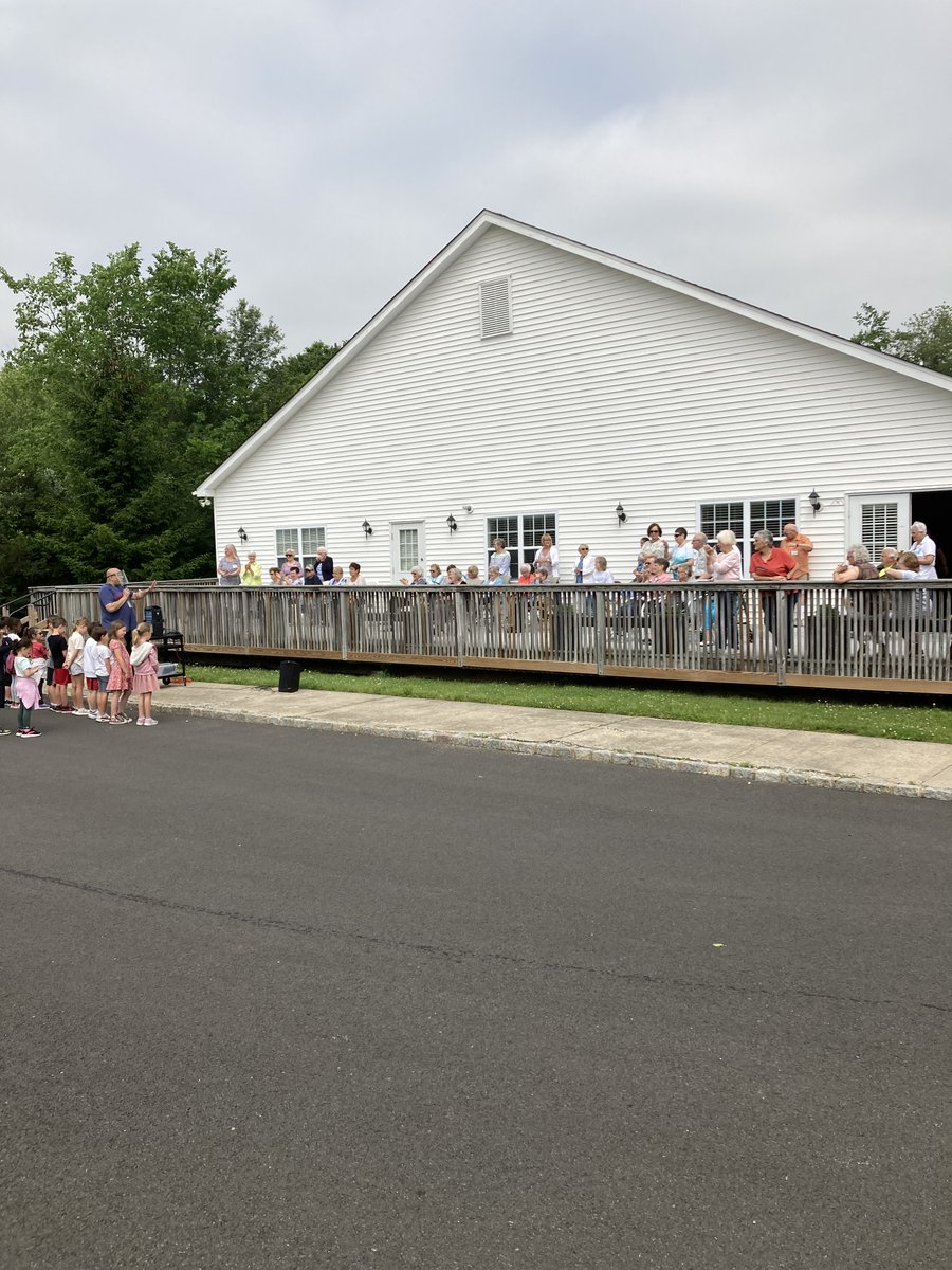 Gillette School tweet media