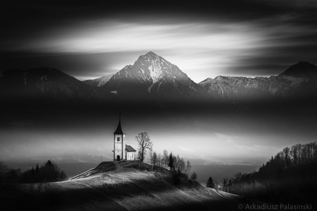nikcollection's tweet photo. Tuesday sharing 🎉

There is no doubt, there is always something magical about black and white landscapes.
What do you think?
Thanks to @arkadiusz.palasinski for this beautiful photo edited with Nik Collection
#madewithnikcollection #niksilverefex #nikcollectionbydxo https://t.co/fiwXekdqnh
