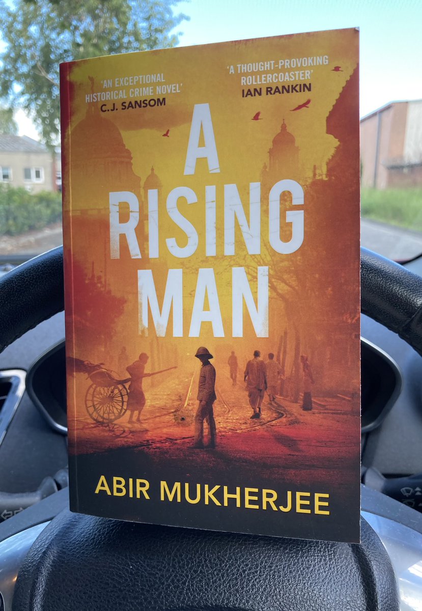 ByClaireWilson's tweet photo. Waiting on the 17 year old finishing work and being kept company by @radiomukhers #arisingman
#amreading https://t.co/PijxRVHByH