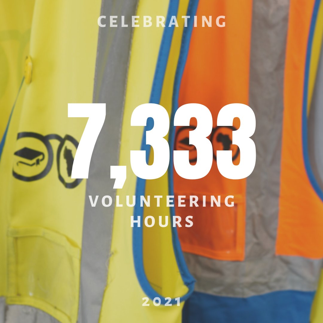 Books2Africa's tweet photo. Today’s the start of Volunteers Week 🎉 Last year, we had 40 volunteers who worked 7,333 Hours for Books2Africa! 🤯 We really appreciate all your support &amp; hard work, without you all we couldn't have come this far!💐 

#countingthehoursKent #countingthehours #volunteersweek22 https://t.co/WDTgJe4hFk