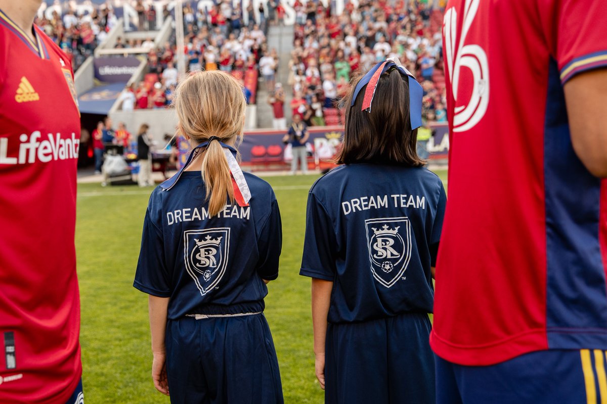 AFCU's tweet photo. Dream Team Giveaway! Kids 8-12 years old have the chance to walk out of the tunnel with @realsaltlake players on June 25th. Winners will also receive 2 tickets to the game. Follow the link below to enter!
https://t.co/LQh8eZjoEK https://t.co/64AFdKQWBj