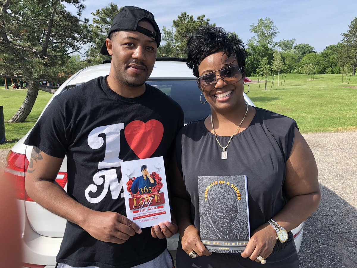 CoachPreacher1's tweet photo. Collaboration is the new currency! Get Connected‼️‼️‼️

#CoachHamilton
#CoachPreacher ™️
#TheVoiceOfTheYouth ™️
#ThoughtsOfASinner - Out Now https://t.co/CnYMegb3j5