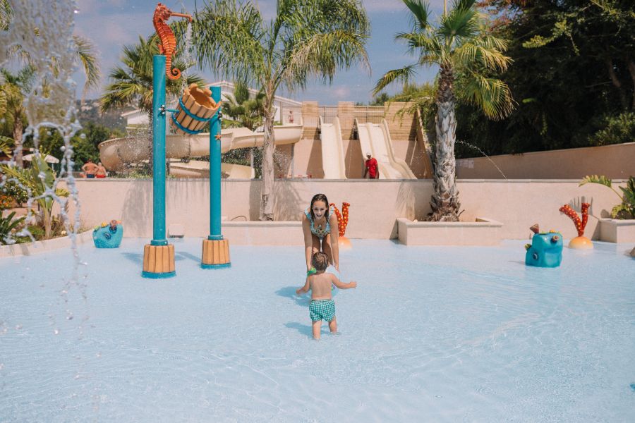 💦 Deixeu sortir el vostre nen interior a les piscines i tobogans infantils que ofereix el càmping Caballo de Mar! 
👉 Reserva l'estança a través del nostre web i beneficia't de les garanties que oferim!
loom.ly/CV9YGdA