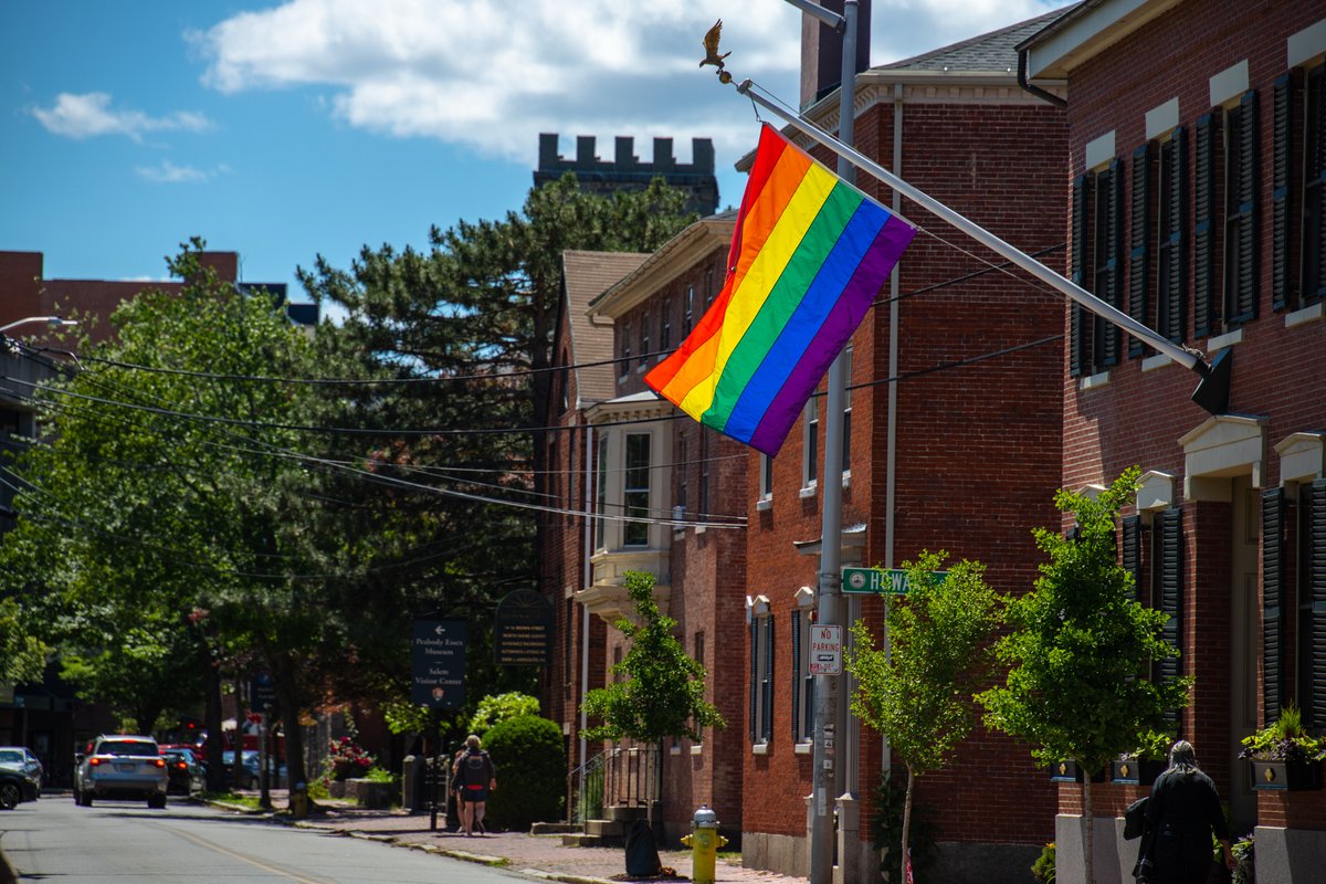 SalemState's tweet photo. June 1 marks the start of #Pride Month! 🏳️‍🌈 Explore upcoming events from North Shore Pride: https://t.co/Ql2m38ZUNq

Interested in marching with @SalemStateAlum at the North Shore Pride Parade on June 25? Learn how to register ➡️ https://t.co/yOvv5EE2Wz https://t.co/NPX6IFYPHH