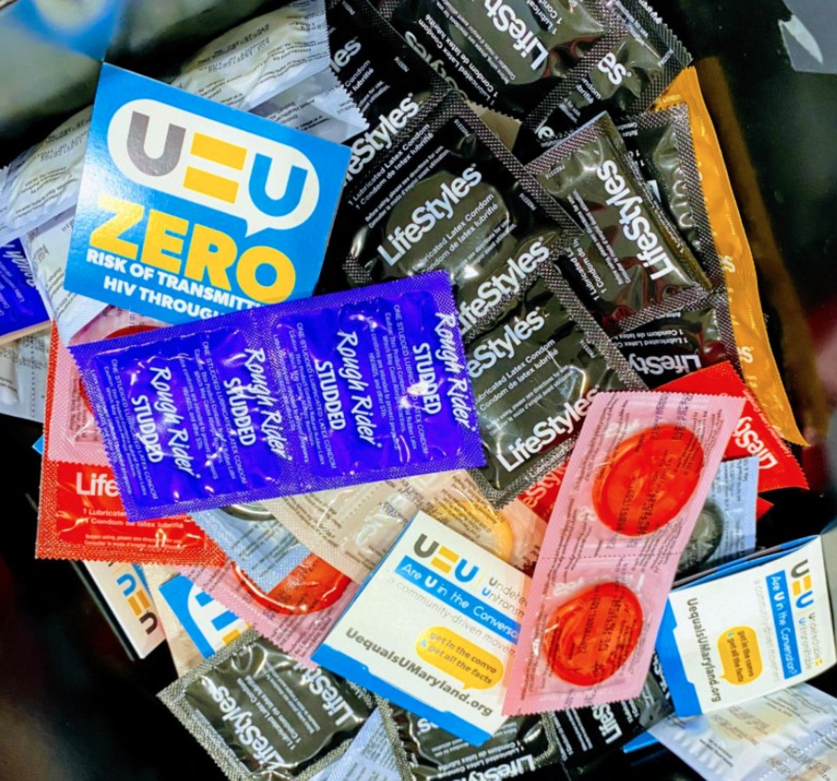 baltimoreconvo's tweet photo. Want free condoms mailed to you? Sign up now. 
.
https://t.co/50C6aaoR3C https://t.co/bcstYhhOQu