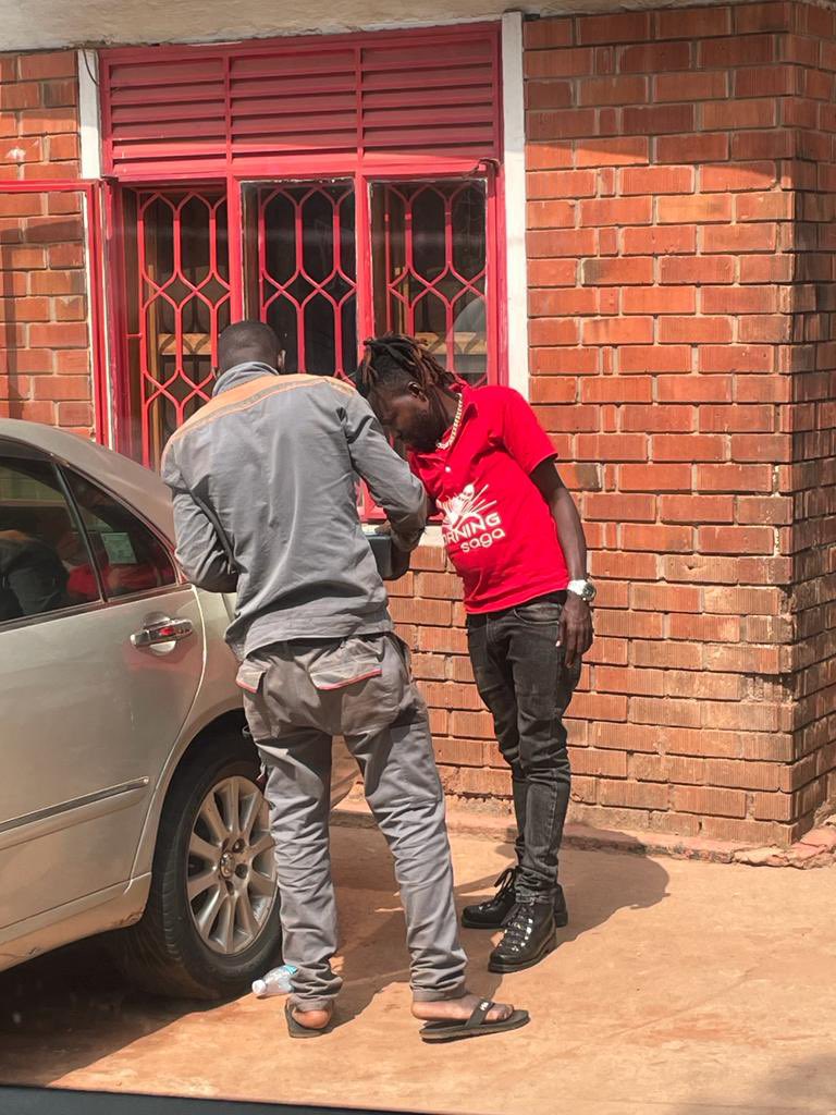 GalaxyFMUg's tweet photo. .@Detacha3 has always been ready for this situation 😅 https://t.co/K43IlshNvp