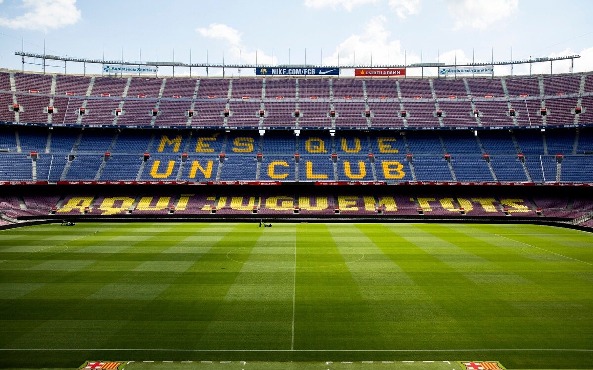 elchiringuitotv's tweet photo. 🏟️SE ALQUILA EL CAMP NOU🏟️

💰El BARÇA presta su campo para partidos de 60 minutos a partir de 300 euros por jugador.

📅Del 6 al 11 de junio.

¡Vente a #SportPlus! 
🔴 YT: https://t.co/urfef5PjLL
🟣 TW: https://t.co/uy59B6tvAR
🔵 FB: https://t.co/BynlSgSDBF https://t.co/1nwf7JBJP3