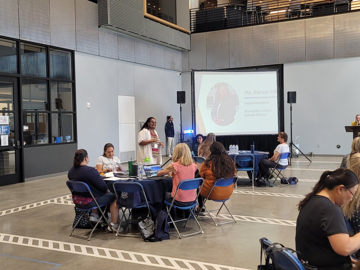 RUSD_ILE's tweet photo. Superintendent Hill welcoming our staff for our first STEM Institute! #rusdstem @calbaptist #rusdlearns #lanceup https://t.co/nKM87JED2k
