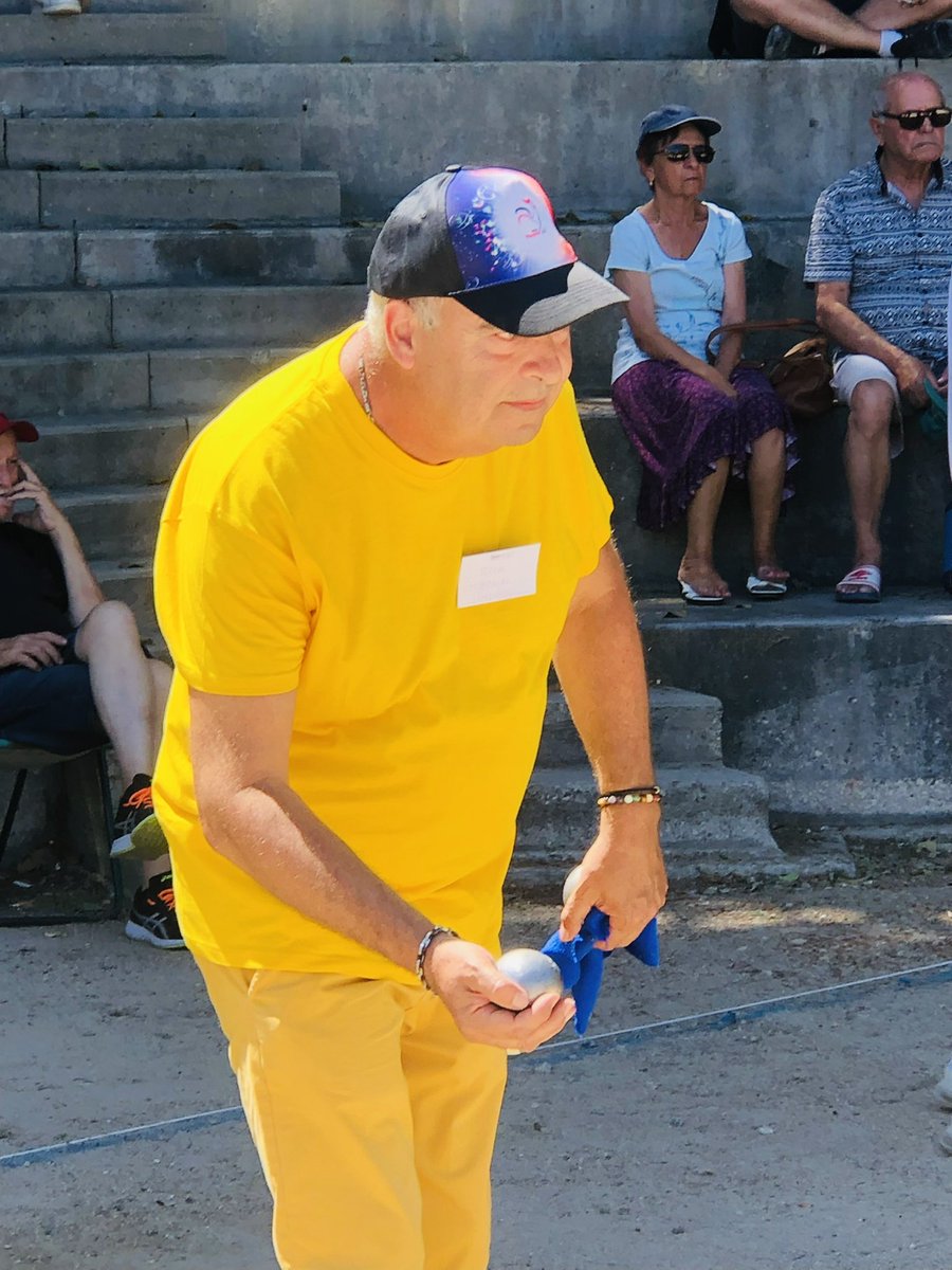 Le Championnat de France des journalistes #UJSF s’achève. #TierryDequeant et #BrunoRaucourt de <a href="/Paris_Turf/">ParisTurf</a> viennent de remporter le titre 2022 à @villeistre. Sous les éloges du maire <a href="/fbistres/">François Bernardini</a> et l’organisateur #GerardPoncier. 👏👏👏#petanque #gagner #journalistes #game