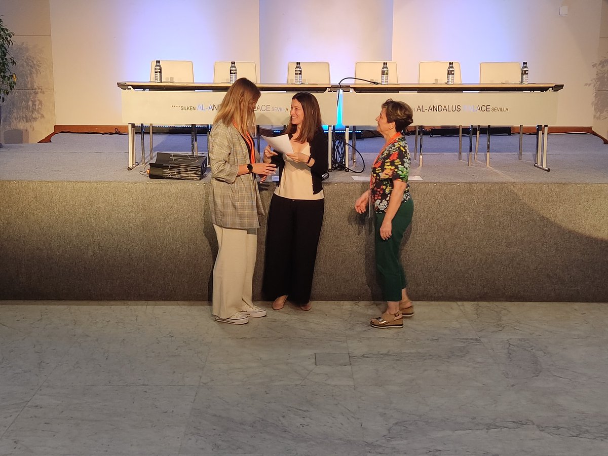 BioInn_CIEMAT's tweet image. Two oral communications awards for @BioInn_CIEMAT scientists!!! Congratulations Isabel Ojeda and Yari Giménez!!!! #SETGYC2022