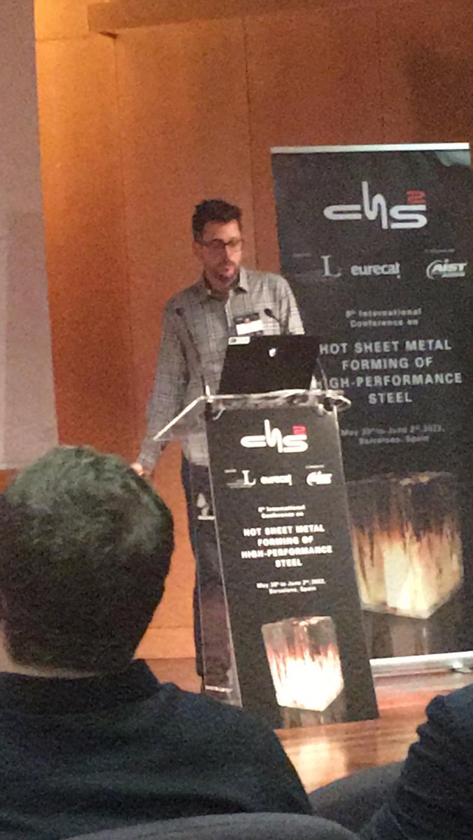 CapdevilaCcm's tweet photo. Vicente Pérez del Grupo Materalia del @CENIM_CSIC presenta su trabajo dentro del Proyecto RFCS MiPRE en aceros PHS para aplicación en el sector del automóvil en congreso CHS2 #chs2 #MiPRE #hotstampingsteel https://t.co/lRlAjQcT4c