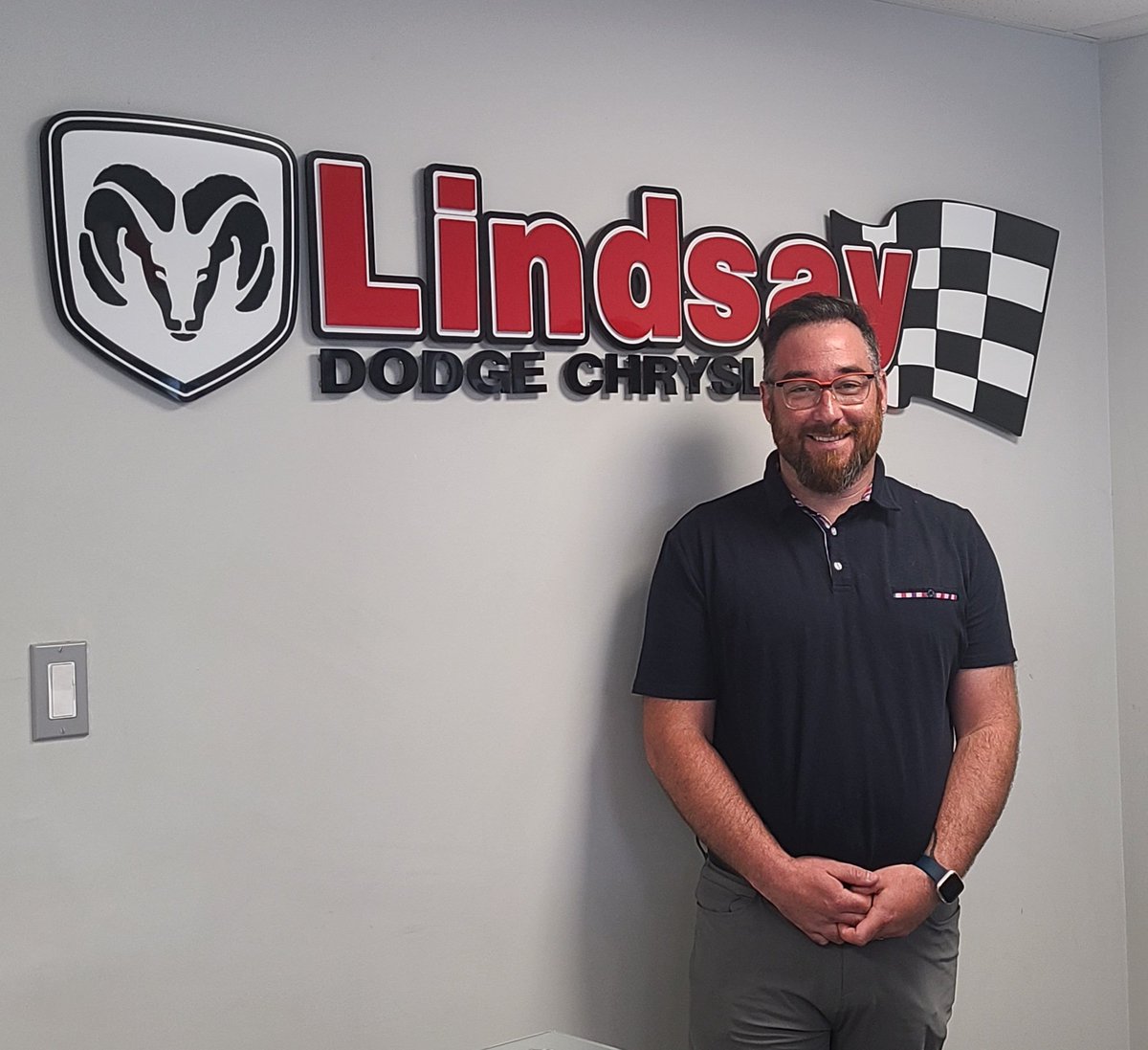 💥We would like to welcome our new sales consultant Adam Novis to our Lindsay Dodge Chrysler team!💥

Stop by 57 McLaughlin Road in Lindsay or call 705-324-6765 

 #ipinkyswear #trucks #distracteddriving #lindsaydodgechrysler
