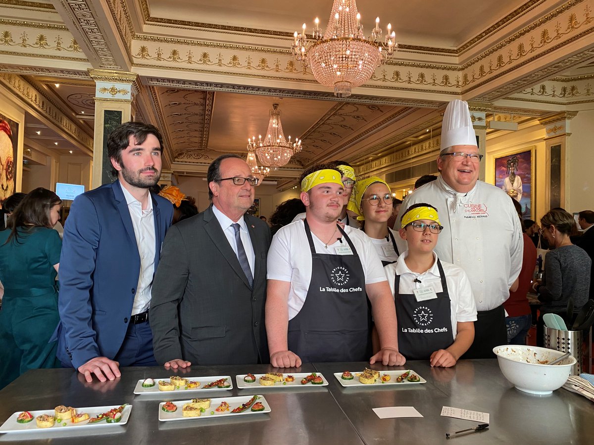 « Être parmi les 3 finalistes, c’est un an de préparation. Cela nous prouve que ce que l’on fait a du mérite aux yeux du jury » témoignait Donovan, élève SEGPA à <a href="/VilledePeronne/">Ville de Péronne</a> qui participait à la finale des #BrigadesCulinaires organisée par <a href="/LaTableeChefsFr/">La Tablée des Chefs France</a>  au <a href="/MogadorTheatre/">Théâtre Mogador</a>