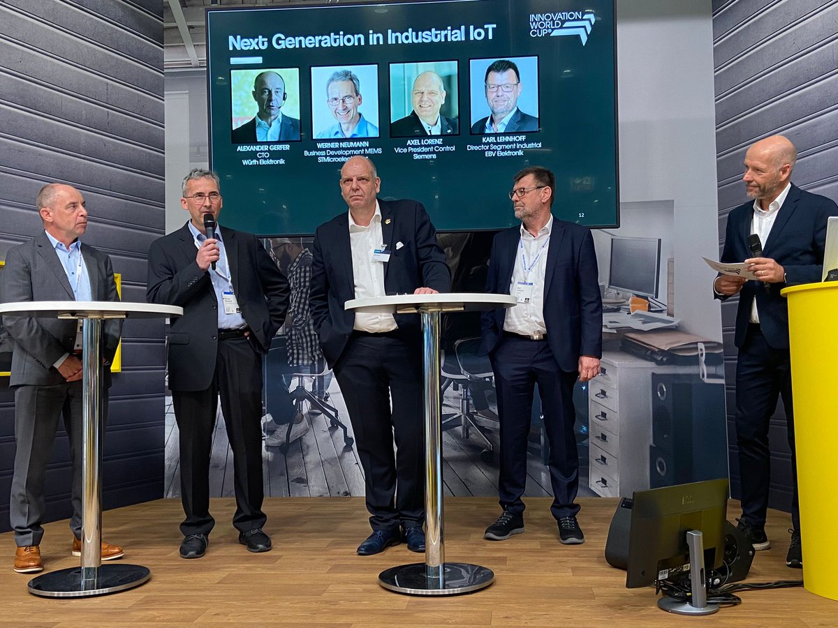 IWCNavispace's tweet photo. Werner Neumann, our jury member from @ST_World is sharing his insights on the new OnLive Era, how it’s linked with ST offerings like #Microcontrollers &amp; #sensors where more #AI is integrated. @hannover_messe  #13iotiwc https://t.co/eTuwWo7tYv