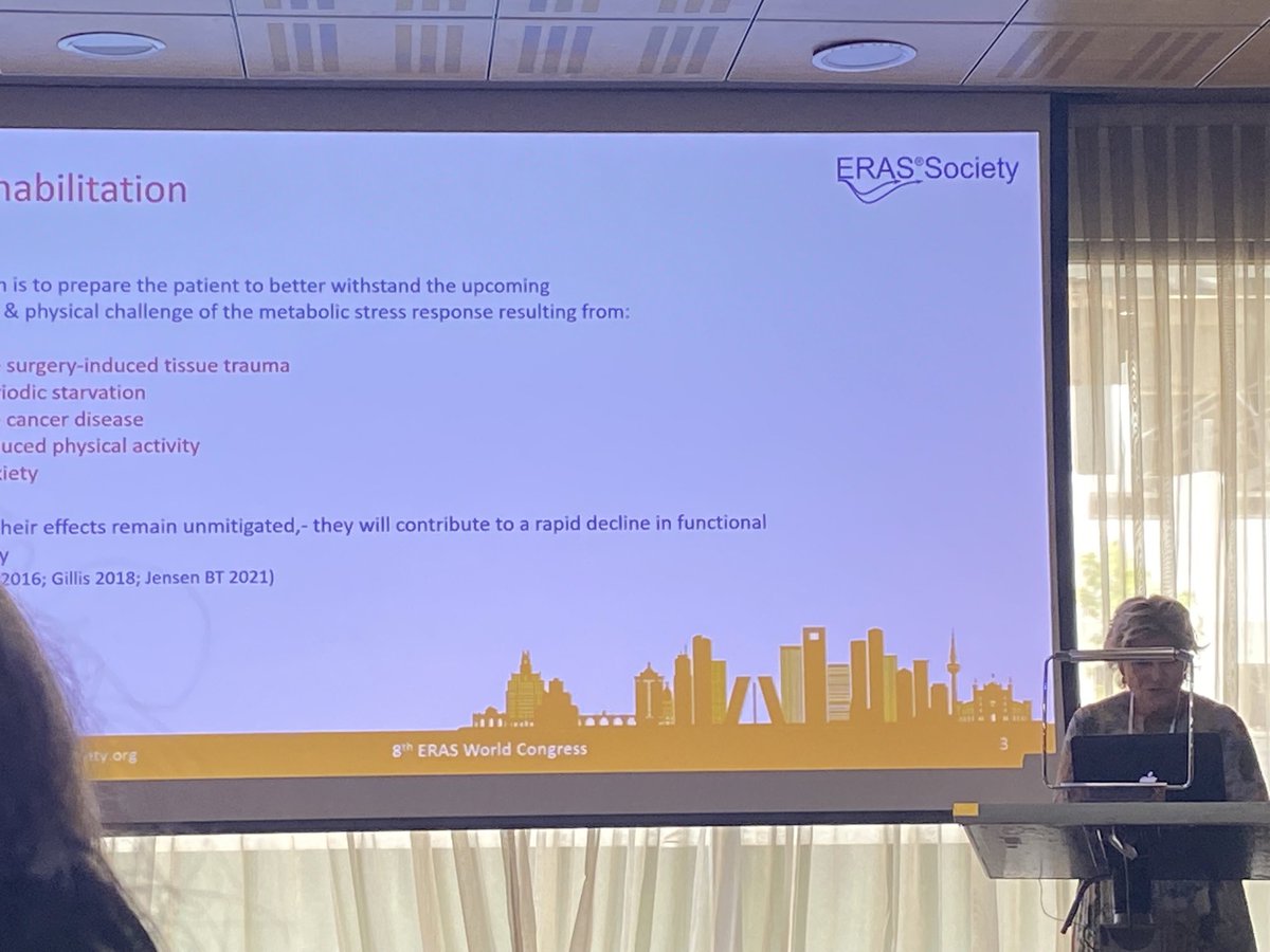 vahrSV's tweet photo. Urology session at the ERAS conference https://t.co/GJc6fyj1iJ