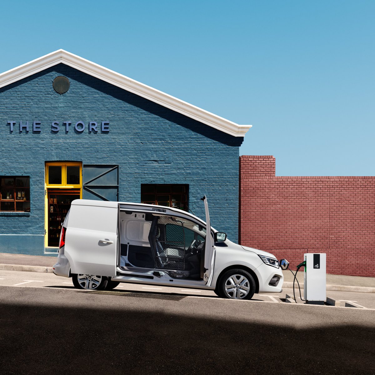RenaultPT's tweet photo. Re-descubra no novo Renault #KangooVan #E-Tech 100% elétrico a melhor capacidade de carga da sua categoria, com Open Sesame by Renault. https://t.co/5VmyNIHiKu