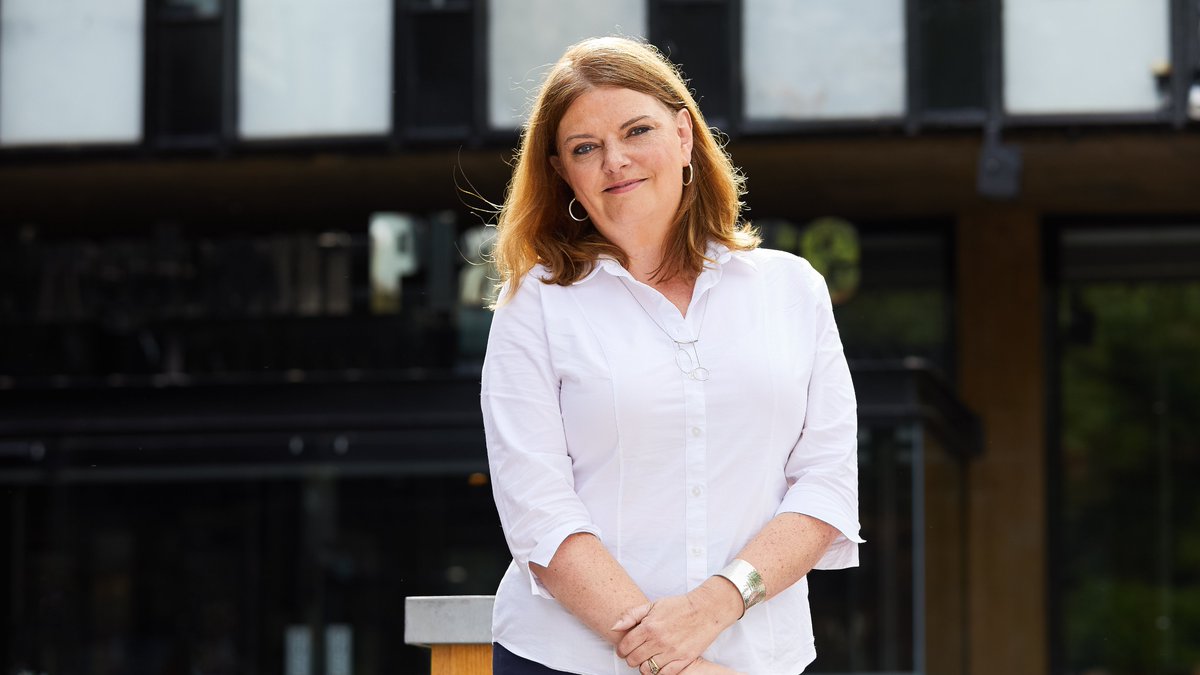 NottmPlayhouse's tweet photo. We're delighted to announce that our brilliant Chief Executive Stephanie Sirr has been awarded an MBE in the Queen's Birthday Honours List for services to the arts. Congratulations @stephsirr! 🍾

You can read all about it here https://t.co/nLKl12Dgb5 https://t.co/41PtVMa1TE
