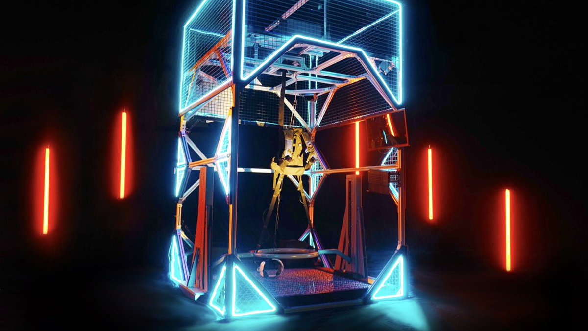 holographica_ru's tweet photo. Система погружения в виар #Gates01 от #STEPVR основана на собственной всенаправленной дорожке компании
https://t.co/JEMTLkpH4y
#VR #VirtualReality https://t.co/f6FjVwR9eP
