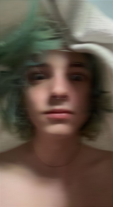 Fertilized Pressure Cooker’s pics and videos