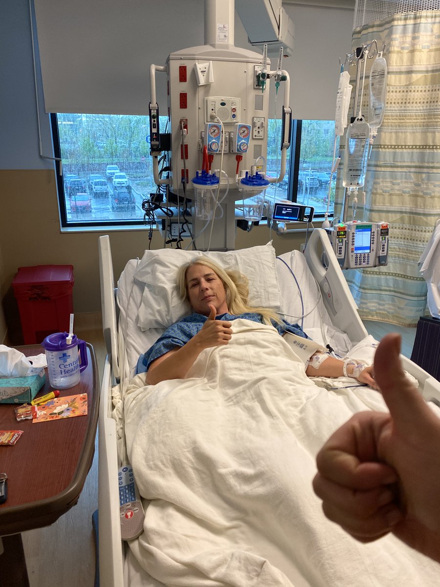 FMDartery's tweet photo. Fibromuscular Dysplasia can cause #aneurysms as was the case in this mother of six. Her aneurysm ruptured. She also has #migraines and #FMD in her internal iliac #artery. Thanks for sharing your story for #FMDawareness, Samantha. #FMDSA https://t.co/MaRsZqWDJp