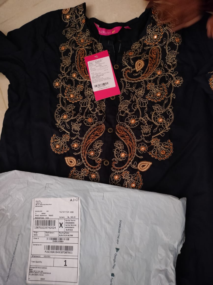 m_o_jha's tweet image. Order number FN4861205804
Delivered on 10th april and opted for exchange due to size issue. Till date it has not been resolved. All i am seeing is endless promises to resolve and extended date to resolve the issue. @AJIOLife