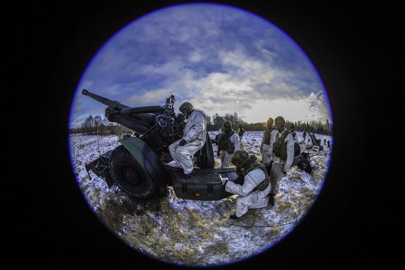 MoD_Estonia's tweet photo. We have provided #Ukraine 155-millimeter howitzers with ammo and continual support with training. Estonia’s military aid is now worth nearly 240mln euros. #StandWithUkraine #SlavaUkraini @oleksiireznikov @DefenceU @GeneralStaffUA https://t.co/qCsMXCqbkV