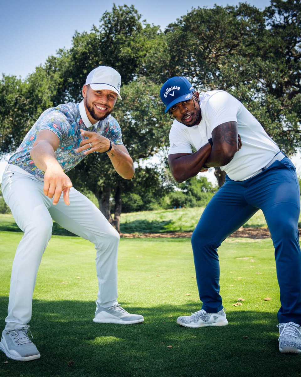 CallawayGolf's tweet photo. #RangeTalk has been undoubtedly the best celebrity golf interview content series hosted by any person named @RogerSteeleJr in the history of #CallawayGolf. Next week… we bring you the best of it.
Go Rogue 🙌 https://t.co/lbuVpPDfJI