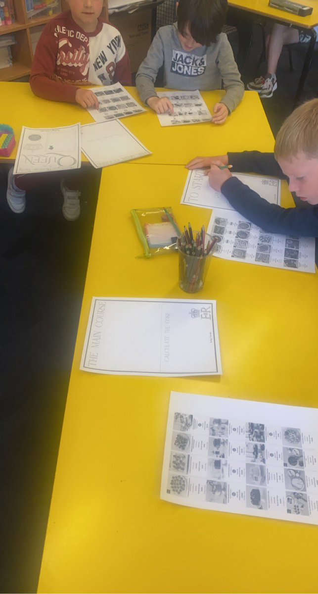 missskwps's tweet photo. Jubilee maths today. Planning a jubilee dinner and calculating the cost! @Kirkcaldywestps https://t.co/JG8Qwaimtm