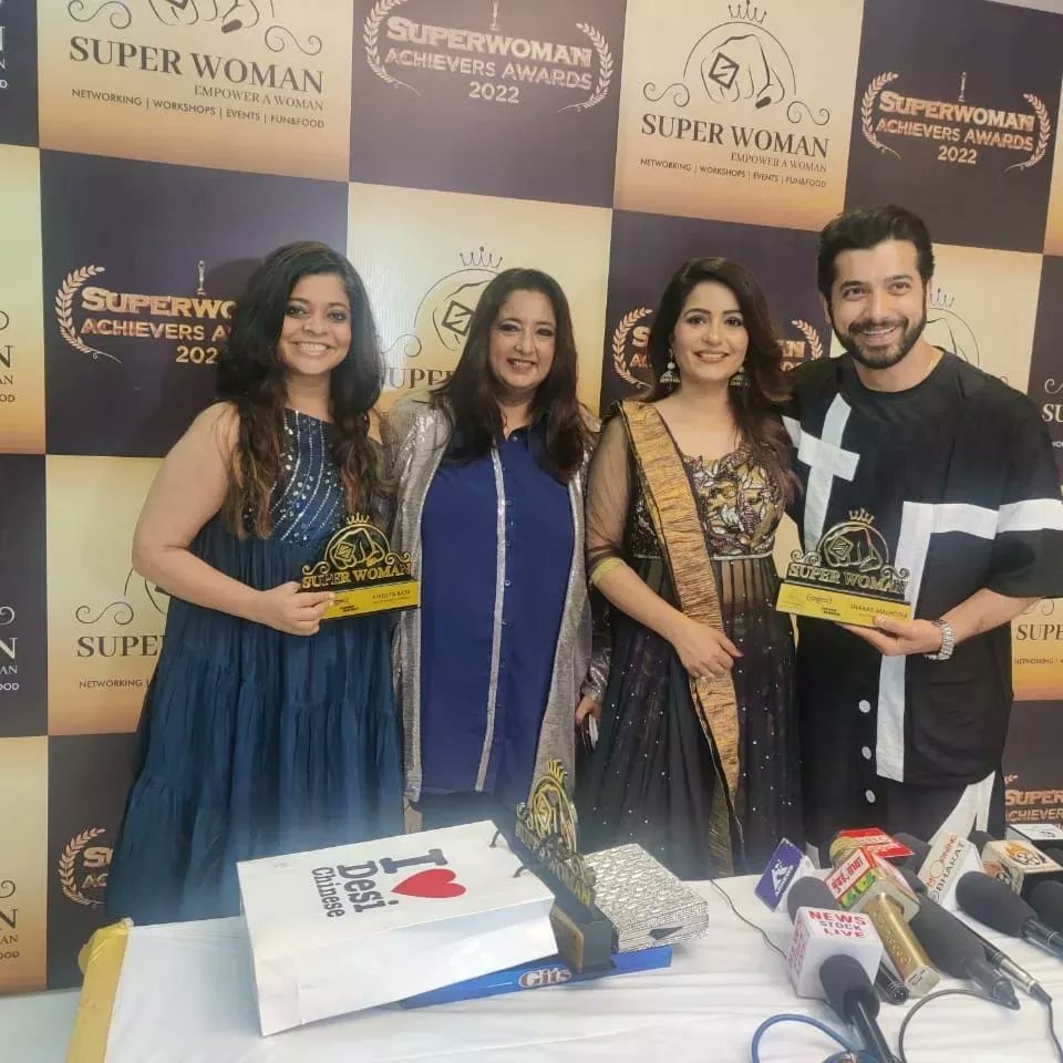 sharadking009's tweet photo. Our rockstar winning Most Versatile actor award 2022 🏆🏆Super Women Achievers award 2022 
#SharadMalhotra #Smaray #Smarayproudofyou 
Link ⏬⏬
https://t.co/0Hi4RxDPmL https://t.co/Gz7qX6a0mo