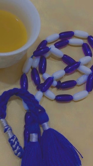 يـ َسعُود ليّته ملازمني مثل مِسّباحيِ . 

#الرياض_الان #مسيهم_بالخير