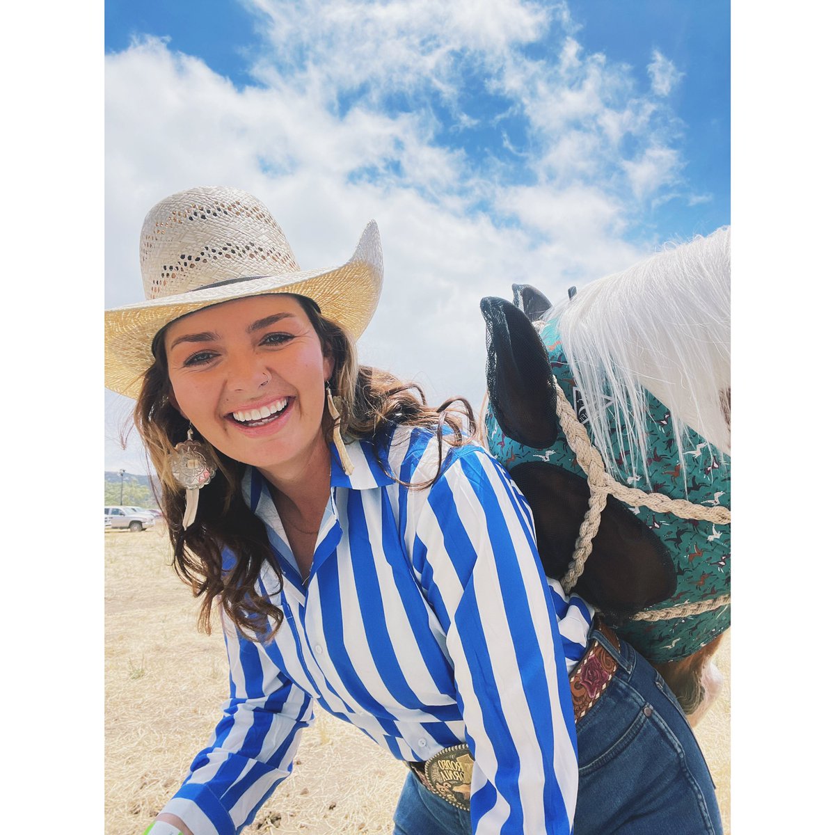 rachellorettaa's tweet photo. Felt like a lil cowgirl cutie 🥺🤍 https://t.co/dItteLPq8U