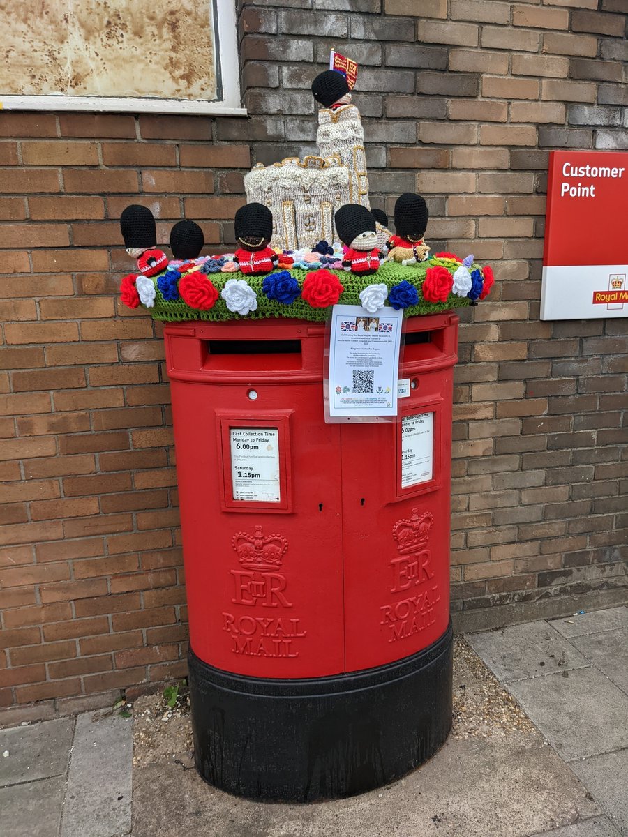 sgloscouncil's tweet photo. The Downend Yarn Busters are helping us get in the jubilee spirit!

They have crafted these spectacular letterbox toppers - complete with royal guards, crown jewels, a castle and a corgi – to support @CHSW, and bring people cheer when they go shopping in Downend and Kingswood. https://t.co/2gWvtudEPE