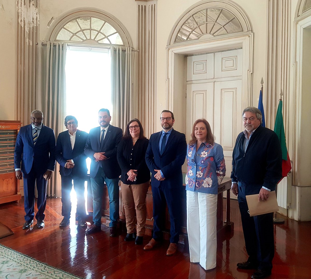 iesuperior's tweet photo. ciencia_pt: SE da @ciencia_pt, Pedro Nuno Teixeira, reuniu com os membros da Rede Portuguesa de Provedores do Estudante do Ensino Superior (RPE), sobre as diversas temáticas de interesse para os provedores do #estudante do ensino superior. 
#RPE #provedo… https://t.co/B32eX0sfbh