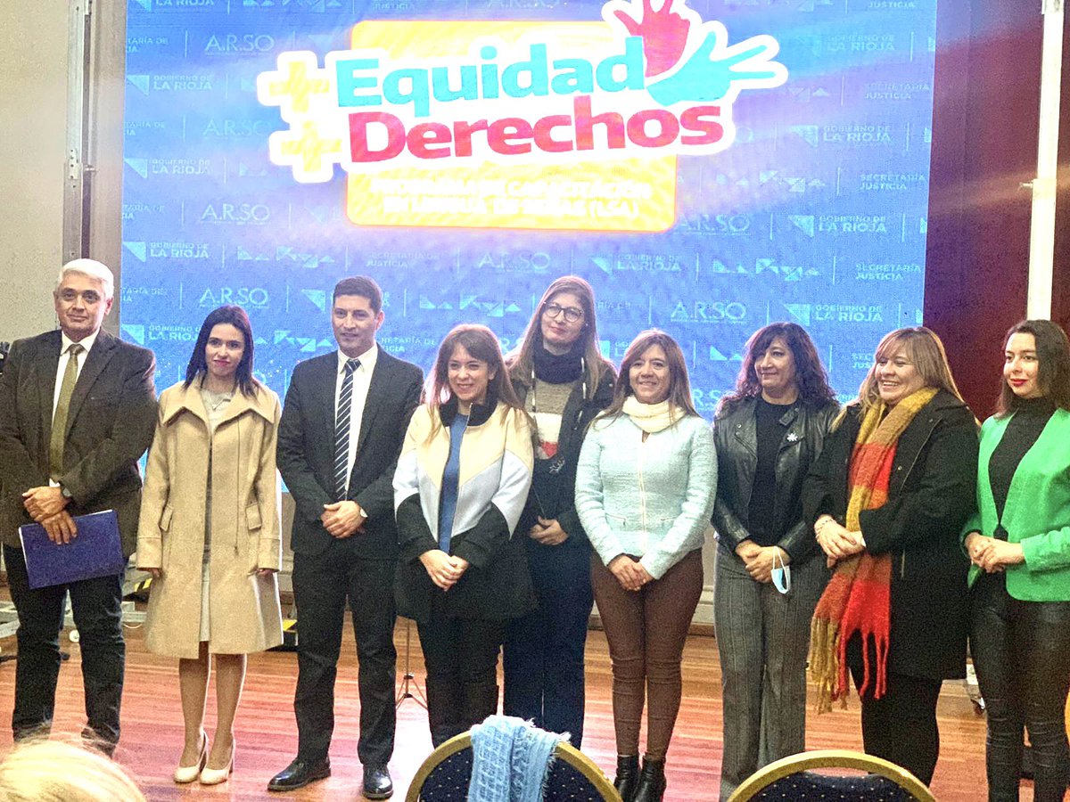 silviagaitan251's tweet photo. Hoy con @ansesgob participamos del lanzamiento del  programa de capacitación de Lengua de Señas. Organizado por la @SecJusticiaLR @LucasACasas felicitaciones importante iniciativa para la inclusión en la comunicación @QuintelaRicardo. https://t.co/MX4cqn0vpN