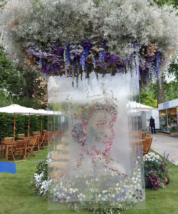 Wishing everyone a very happy long weekend celebrating Her Majesty’s Platinum Jubilee 🇬🇧 ✨ 

#platinumjubilee #jubilee #thequeen #queenelizabeth