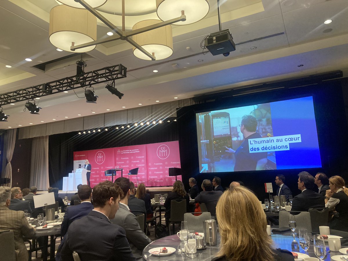 À la <a href="/chambremontreal/">Chambre de commerce du Montréal métropolitain</a> Janie Béïque livre un discours ambitieux et très humain qui donne le ton sur les priorités du <a href="/FondsFTQ/">Fonds de solidarité FTQ</a> : les humains, l’environnement et les régions du Québec! #ccmm