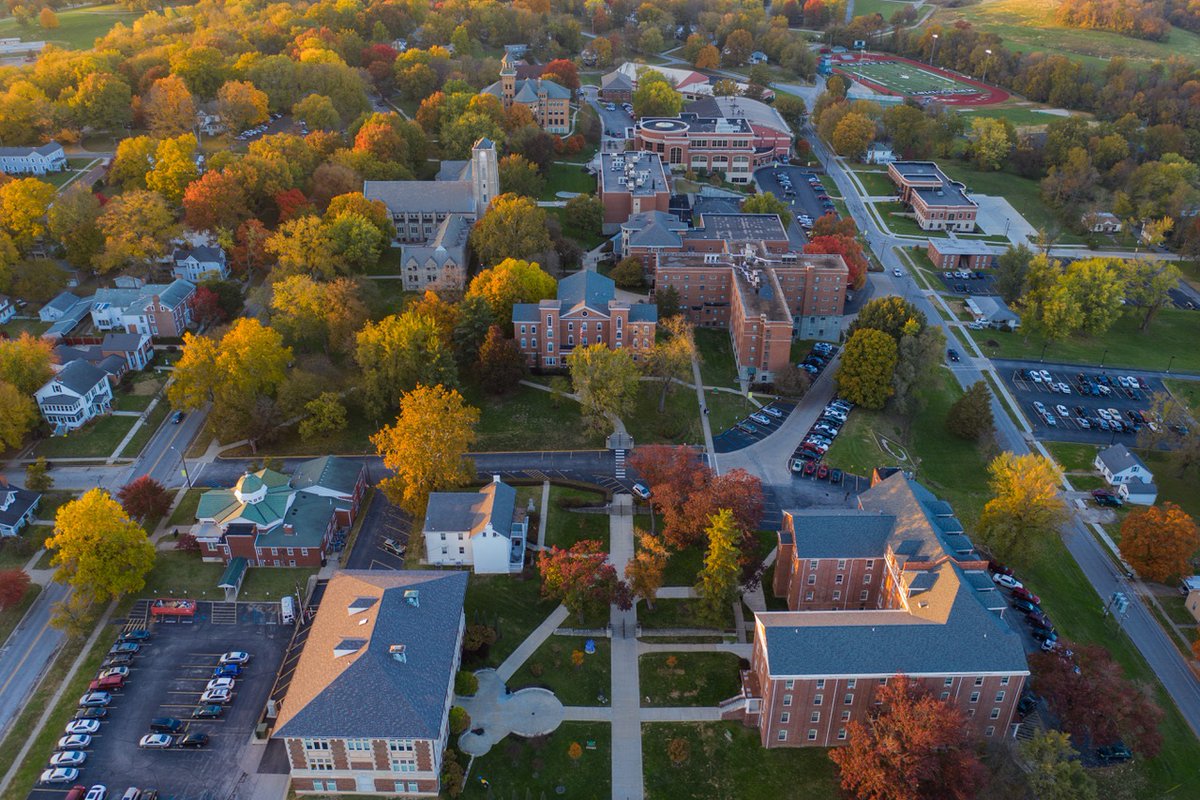 The office of CMU Provost Rita Gulstad announced more than 900 students on the Spring 2022 Dean's List.🦅Students across all campuses and online learning met the requirements for placement, including a GPA of 3.50 or higher for the semester. 
Full list➡️ bit.ly/3NpAa5f