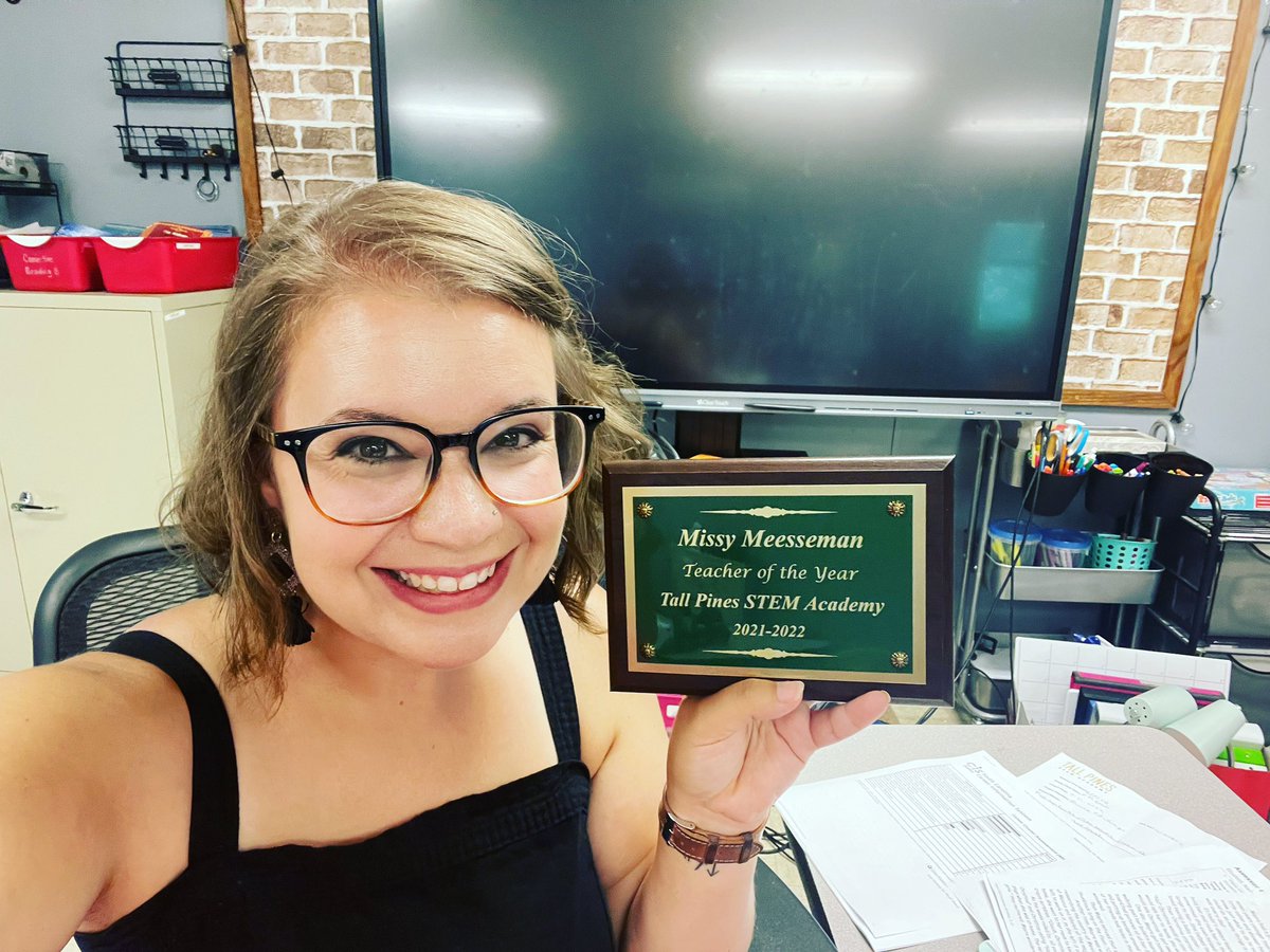seedphraseSOL's tweet photo. Teaching kids is the best job ever. 
“LET EVERY MAN ABIDE IN THE
CALLING WHEREIN HE IS CALLED
AND HIS WORK WILL BE AS SACRED AS THE WORK OF THE MINISTRY. IT IS NOT WHAT A MAN DOES THAT DETERMINES WHETHER HIS WORK IS SACRED OR SECULAR. IT IS WHY
HE DOES IT.” AW TOZER https://t.co/ffz73m0Ov3