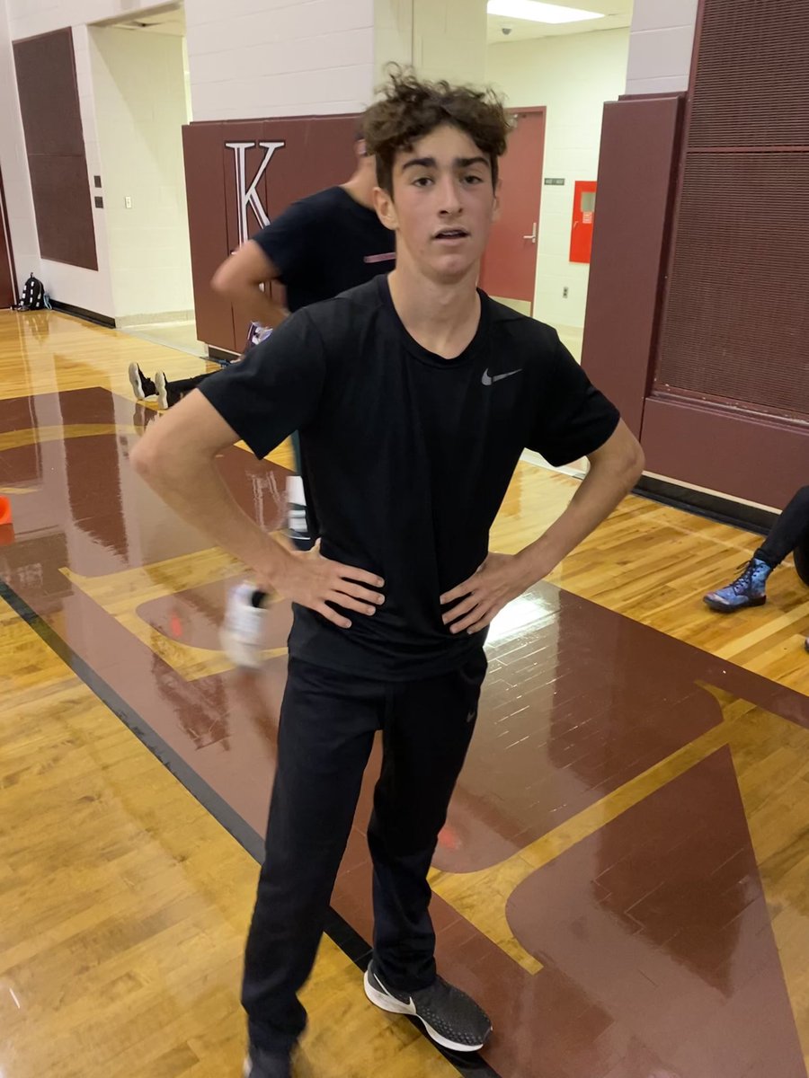 MaroonGiantPE's tweet photo. Congratulations to @JoeySpada1 for setting the @KCentral school record in the 12min run with 34 laps! @KCentral_Sports @MaroonGiantPE https://t.co/y2iMkdyOcb